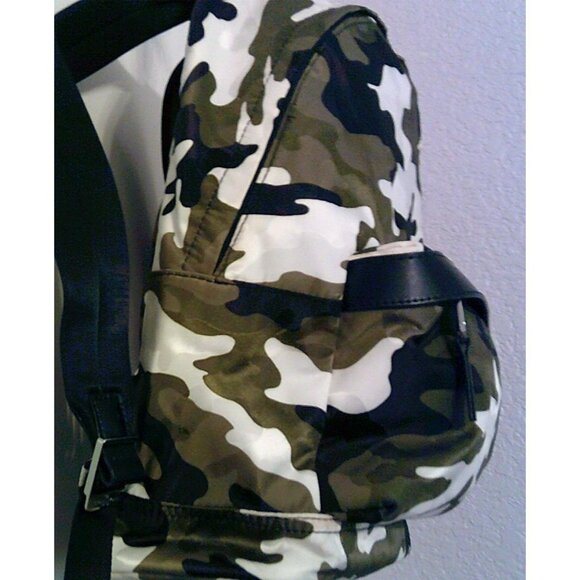 Authentic Michael Kors Backpack army camo laptop school work travel bag style - Picture 5 of 16